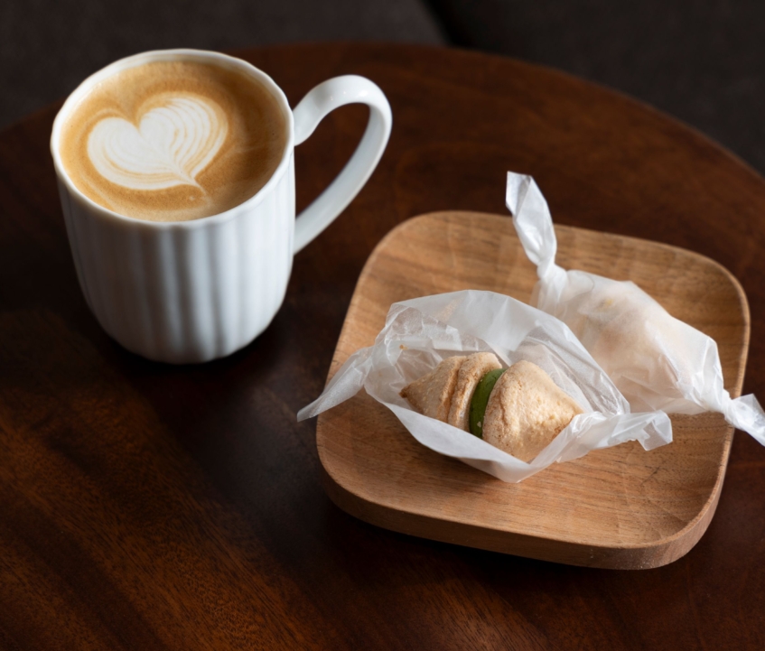 駅ナカに誕生！ コーヒーが飲めるコーヒー豆屋さん「Zelkova Coffee えき」